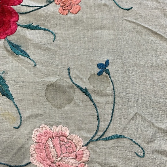 Piano Shawl Antique Silk hand embroidered fringe - Picture 3 of 10